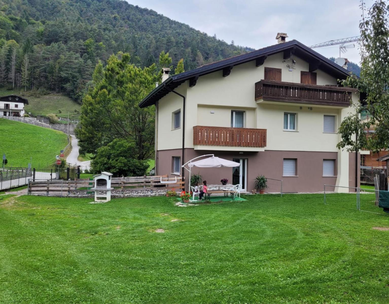 Casa Vescovi Apartment Tiarno di Sopra Екстериор снимка